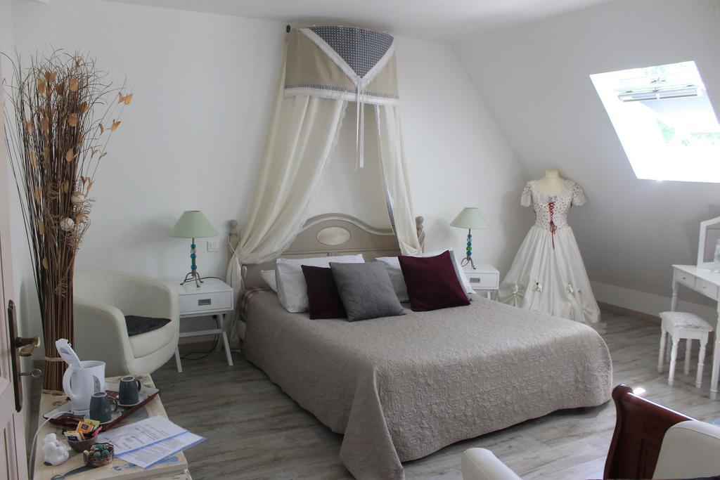 Chambres D'Hotes Le Bois Trinquille Saint-Viance Esterno foto